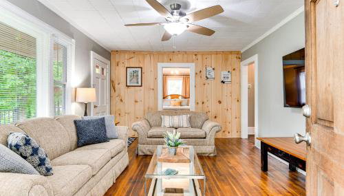 3 Mi to Dtwn! Forest City Haven with Furnished Patio - Foto 1