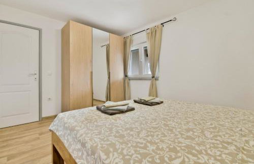 Holiday Home Enard with Jacuzzi by Istrabook - Foto 36