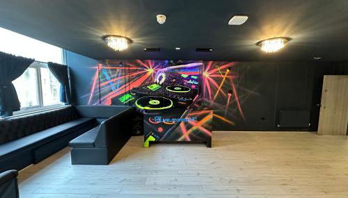 Unique city centre DJ apartment - sleeps 20 - Foto 2