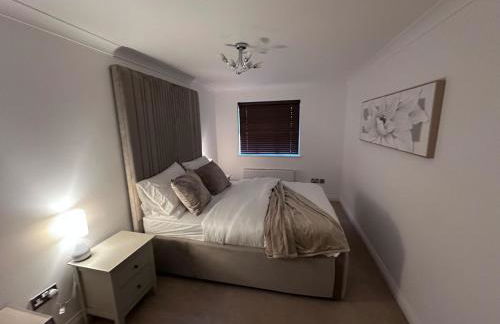 Elegant 5 Bed 5 Bath Home - Foto 10