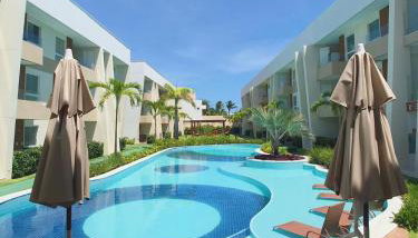 Guarajuba Porto Smeralda Village C02, térreo - GUARAJUBA TEMPORADA, viva mais de uma experiência de hospedagem conosco! 130m da praia - Foto 2