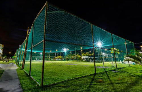 Muro Alto Condomínio Clube - FLAT TÉRREO - Foto 41