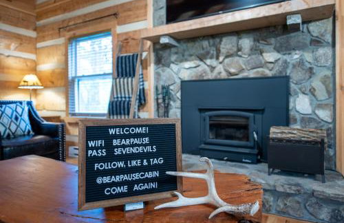 Bear Pause Cabin 3 BR/3BA Amazing view of the Lake - Foto 6