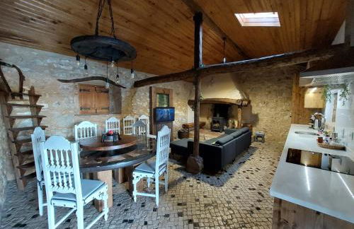 Adega D'Aldeia com piscina e jacuzzi - Foto 16