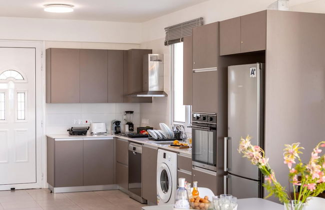 Ayia Thekla Seafront Villa Dagi - Foto 34