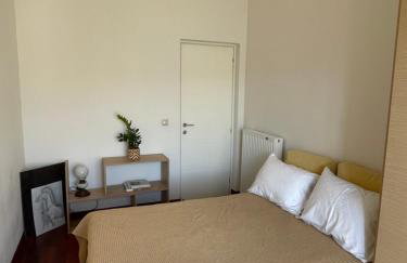 Sea View Serenity 3BR Home near Beach & Town - Photo 3