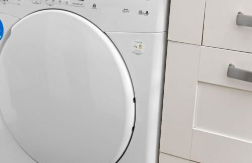 Spacious 5 Bedroom & 5 Bathrooms House - Garden - Parking - Netflix 376MW - Foto 51