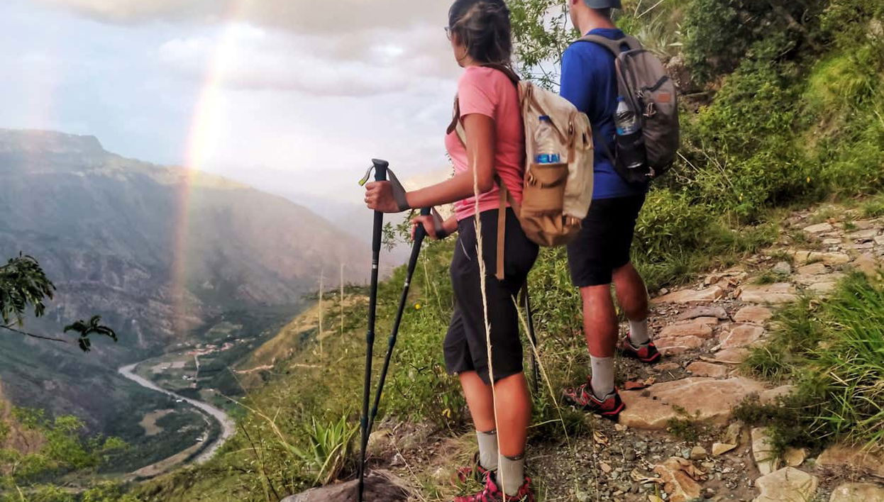 Disfrutando de la ruta de senderismo por el cañón del Chicamocha