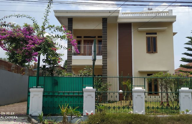 Villa Pribadi Beunying 35 pax - Foto 1