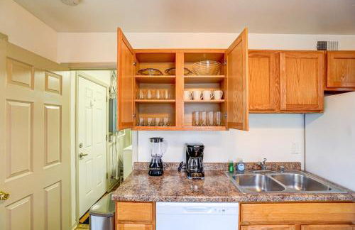 30 Day Minimum - Entire House - Washer & Dryer and AC - Foto 12