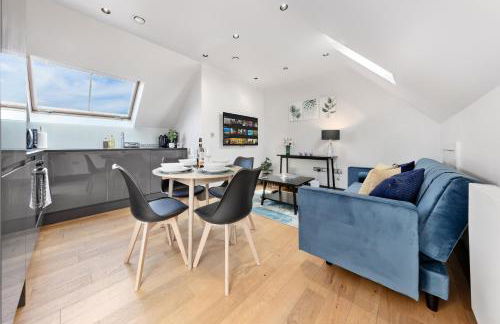 Escape by The River & Bushy Park - Foto 1