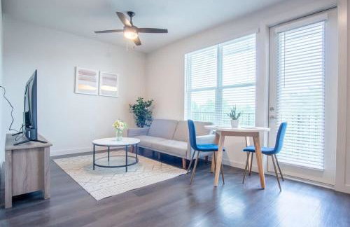 Boulevard Stays Comfortable 1BR Suite w Pool Parking Gym 05 - Foto 16