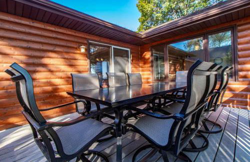 Dog Friendly Leech Lake Home w Perfect Beach Garage Boat Lift - Foto 38