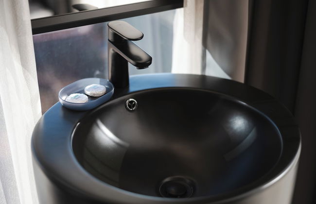 DISTRICT boutique - Photo 58