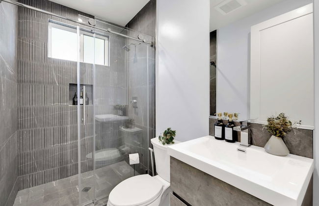 Fulton II by Avantstay Rooftop Patio w/ Views! - Foto 16