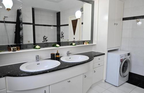 GianAngelo Holiday Villa - Photo 44