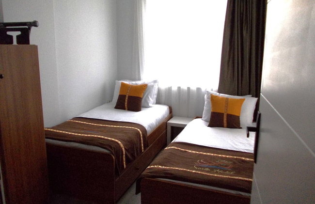 Sorta Hotel - Photo 32