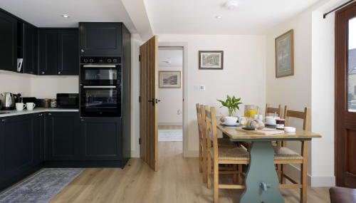 The Stables - Photo 2