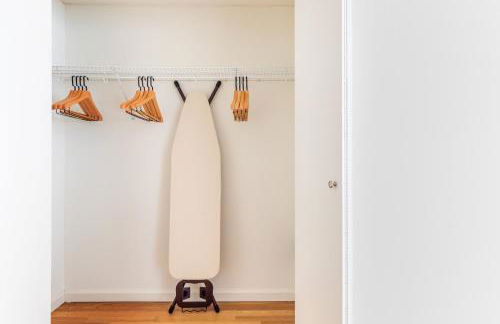 Blueground LIC pool gym nr parks NYC-1787 - Foto 15