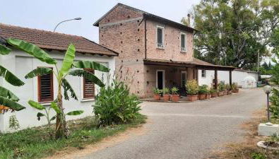 Azienda Agricola Neocastrum - Photo 2