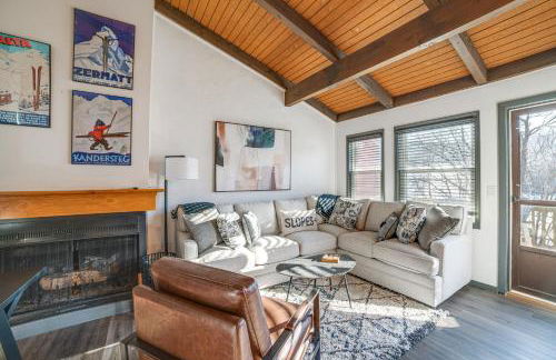 Chic Greek Peak Ski Resort Townhome with Balconies! - Foto 9