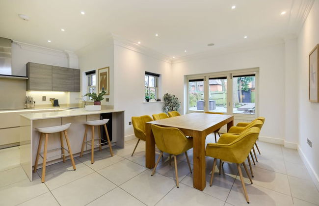 The Ascot Escape - Stylish 4bdr With Courtyard - Foto 13