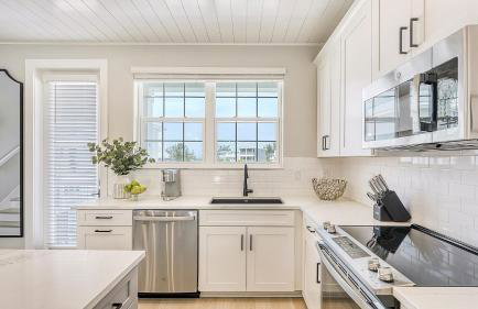 NEW! SaltWater Serenity less than 500ft to AMI, Canal Front! - Foto 14