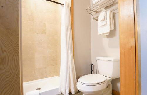 Snowline Hillside Chalet - Foto 30