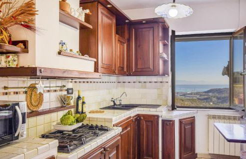 2 Bedroom Awesome Home In Vado Ligure - Foto 13