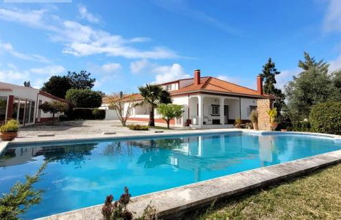 Villa soleada con total tranquilidad - Photo 1