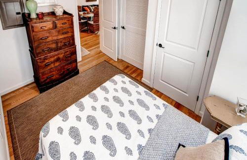 Recently Renovated LBI Apt with Deck on Beach Block! - Foto 13