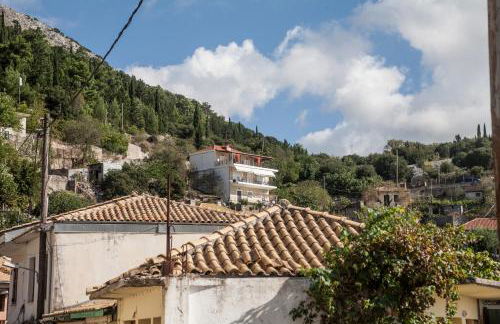 Plagia's Sunset Apartments - Photo 68