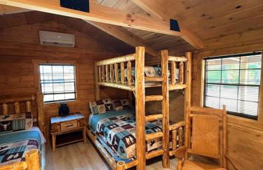 Hana Cabin sleeps 5 near Windrock general store - Foto 2