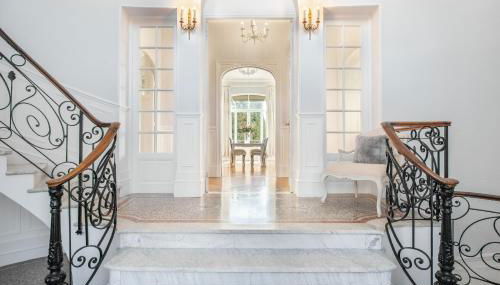 Semiramis - Photo 4, Lobby or reception