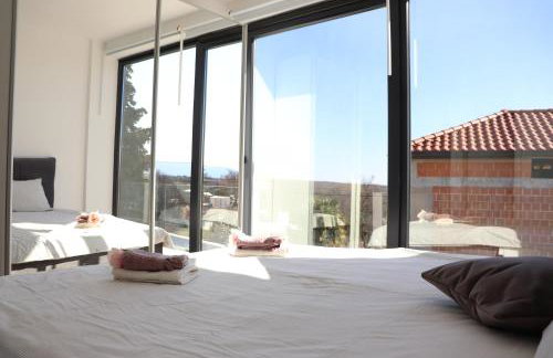 KRK, VILLA SOTTOVENTO WITH POOL, 8p - Foto 36