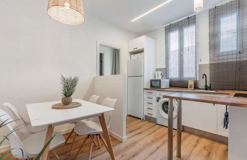 Charmingly renovated -2Bdrs 2Baths -Atocha - Photo 1