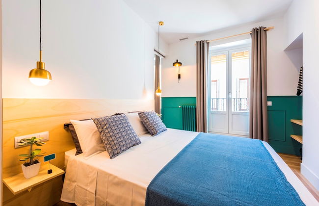 Be Mate Gran Vía Suites - Photo 16