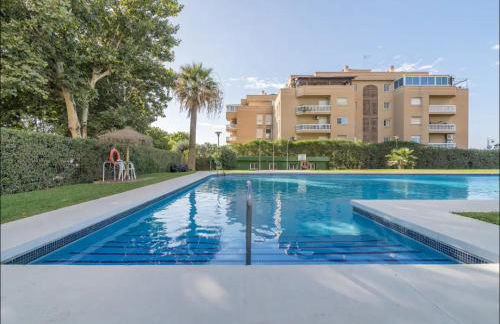 Espectacular apartamento junto al mar, con piscina en Málaga - Photo 31