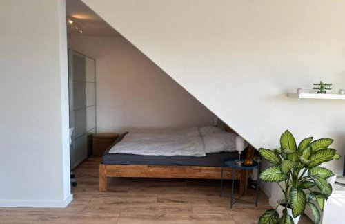 Zentrales, modernes Apartment mit Balkon, Küche & Garage - Foto 9