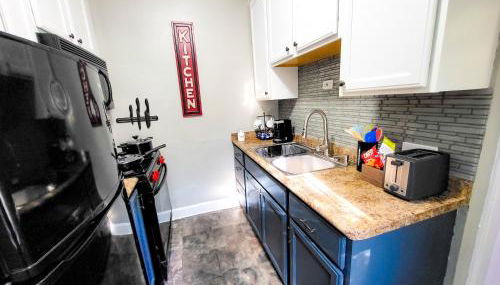 KingBed15 Mins to DTWN, 3 miles to CLE Clinic & CWRU - Foto 4