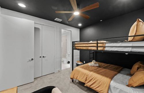 New Luxury Dallas Skyline View with Rooftop - Garage - MiniGolf - Firepit - WORLD CUP - Foto 42