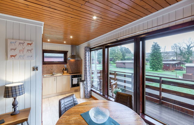 Birch 14 With Hot Tub, Newton Stewart - Photo 20