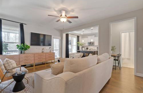 Cottage with 3 King Beds, 3 min to Marina, Fire Pit - Foto 28