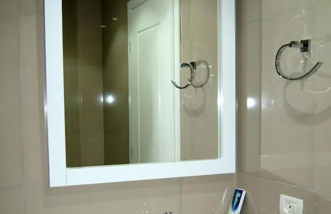 Apartments Flower Residence - Photo 47