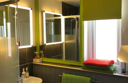 Coast Apartment - Photo 2