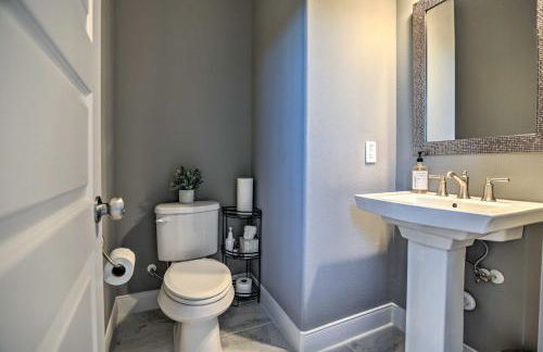 Modern Lake Conroe Escape with Grill and Boat Slip! - Foto 11