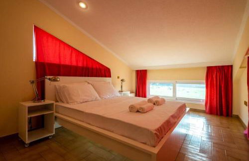 Phoceus Poolfront Grande Villa - Foto 27