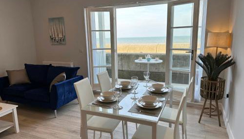 Ocean View Suite - Near Hythe - On Beach Seafront - Private Parking - Photo 4