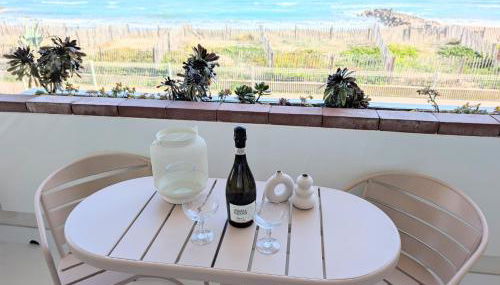 Studio Vue mer, Piscine, Wifi, Climatisation, Parking privé, Terrasse 1ère ligne - La Coulée Douce - Foto 4