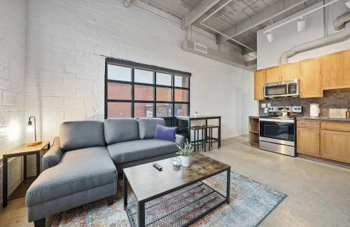 2125 Superior Living - Photo 150